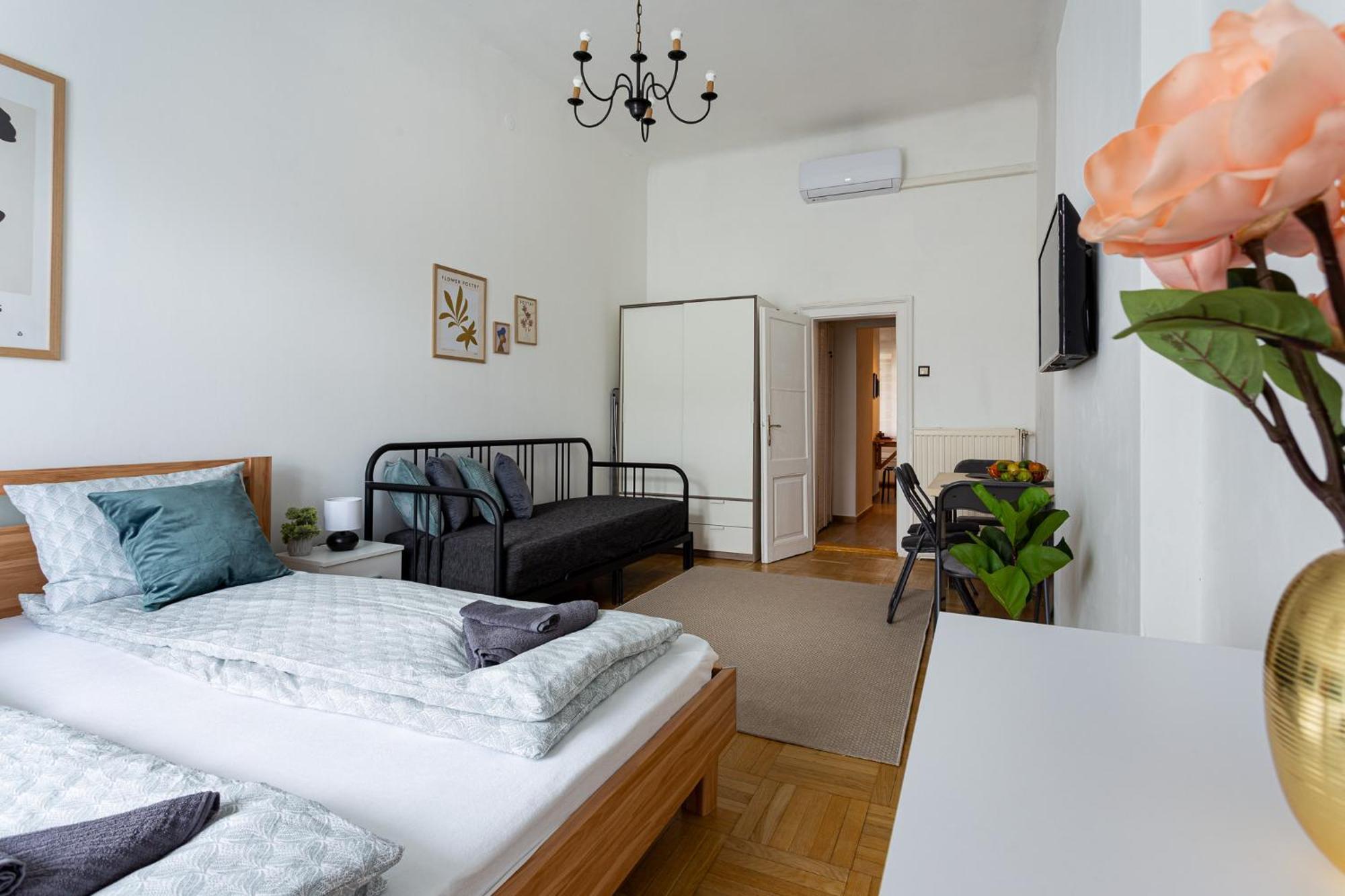 Urania Apartments Budapest Kültér fotó